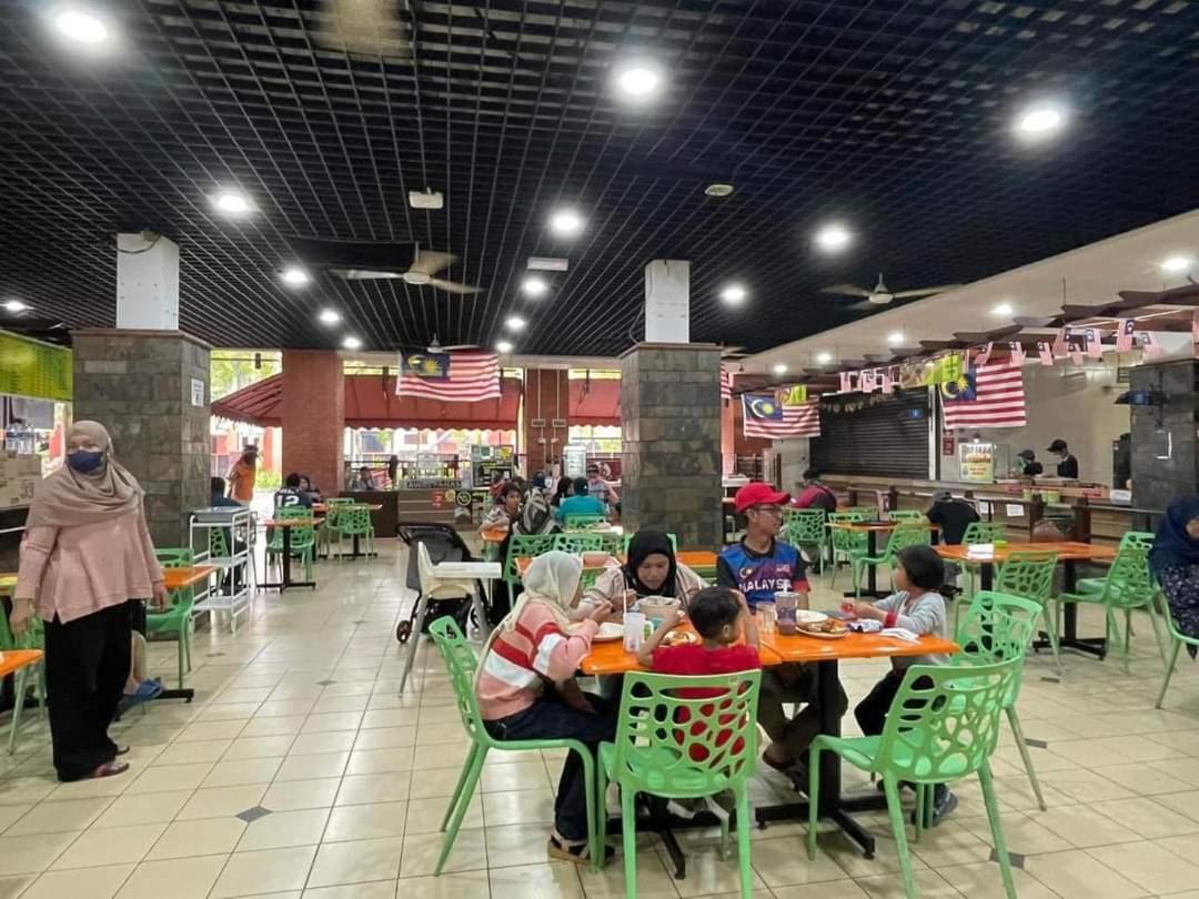 Homestay D 11 Putrajaya Netflix Wifi Ngoại thất bức ảnh